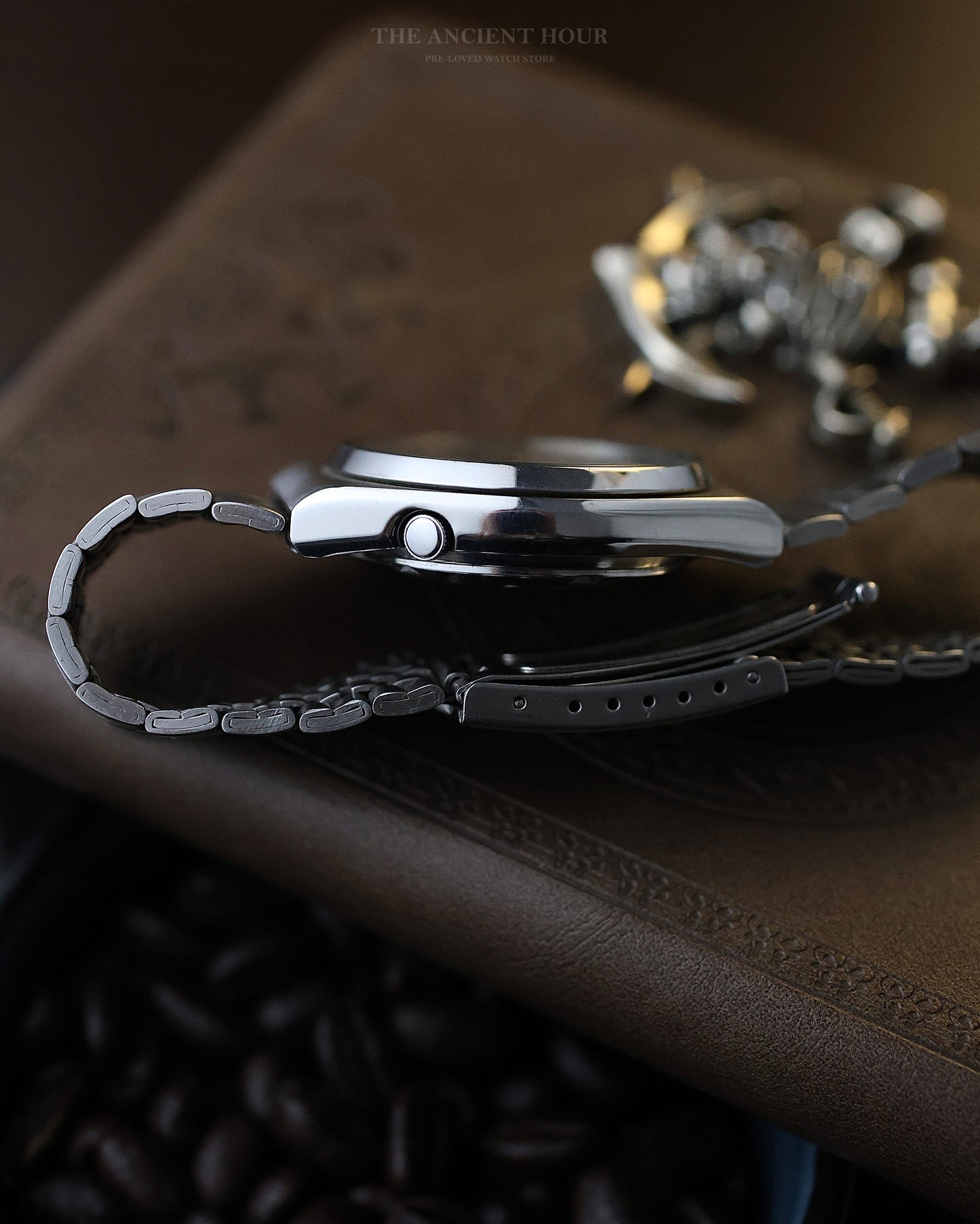 Vintage Citizen Eagle 7 Automatic 21 Jewels Black Dial