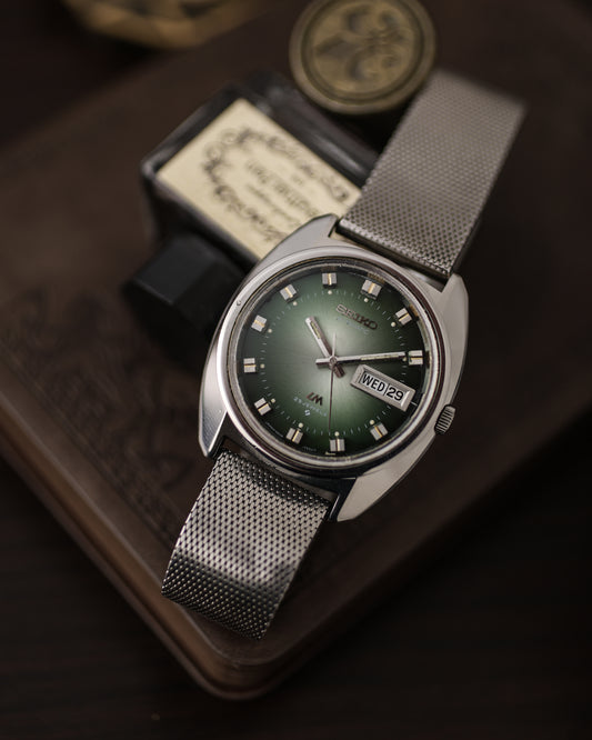 Vintage Seiko LM Green dial - 5606 movement