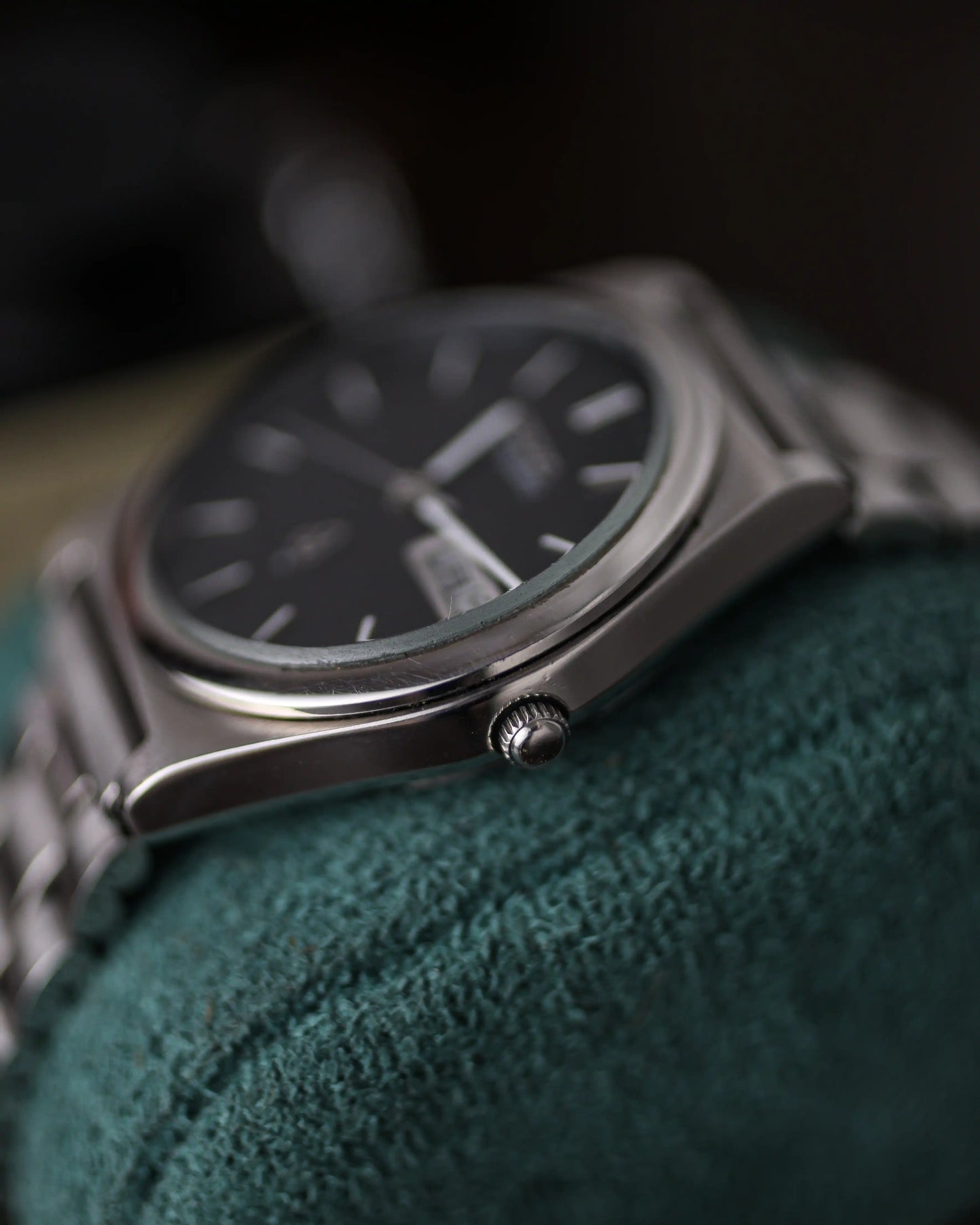 Vintage Seiko Lord Quartz Black Linen dial 7853