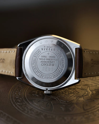 Vintage JDM Seiko LM 5606-7000 White Sunburst dial- Watch for sale