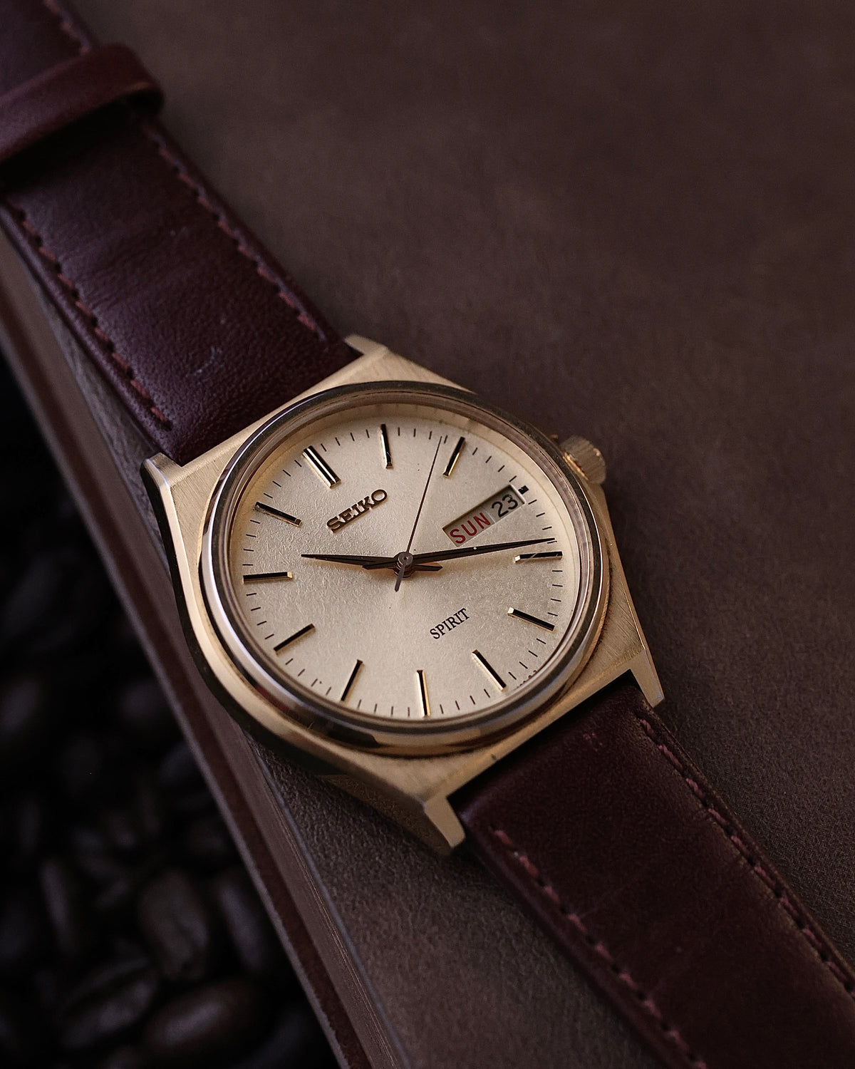 Vintage JDM Seiko Spirit Snowflake dial | 7N48-7000 | Kanji/English day calendar watch for sale