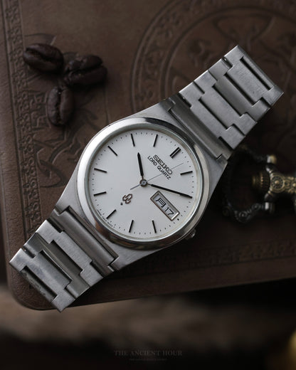 JDM VINTAGE SEIKO LORD QUARTZ WHITE TEXTURED DIAL 7853-7010 KANJI DAY-DATE