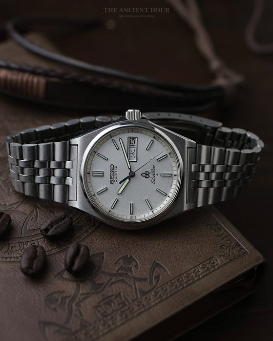 1981 SEIKO SILVERWAVE QUARTZ 8229-7000 JDM TILE TEXTURE DIAL