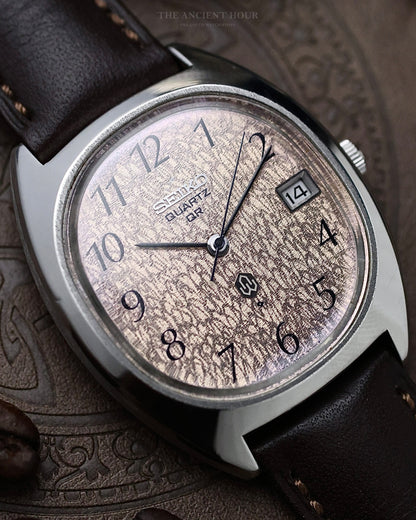 (1970s) Vintage Seiko Quartz QR Salmon Dial Ref 3823-5010