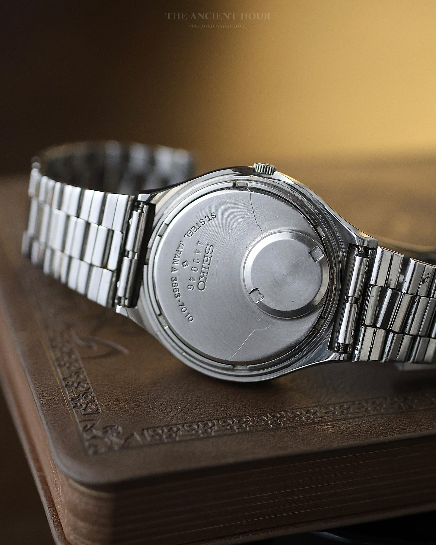 1984 SEIKO QUARTZ QR 3863-7010 DAYDATE KANJI WATERMELON DIAL STAINLESS STEEL