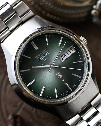 1984 SEIKO QUARTZ QR 3863-7010 DAYDATE KANJI WATERMELON DIAL STAINLESS STEEL