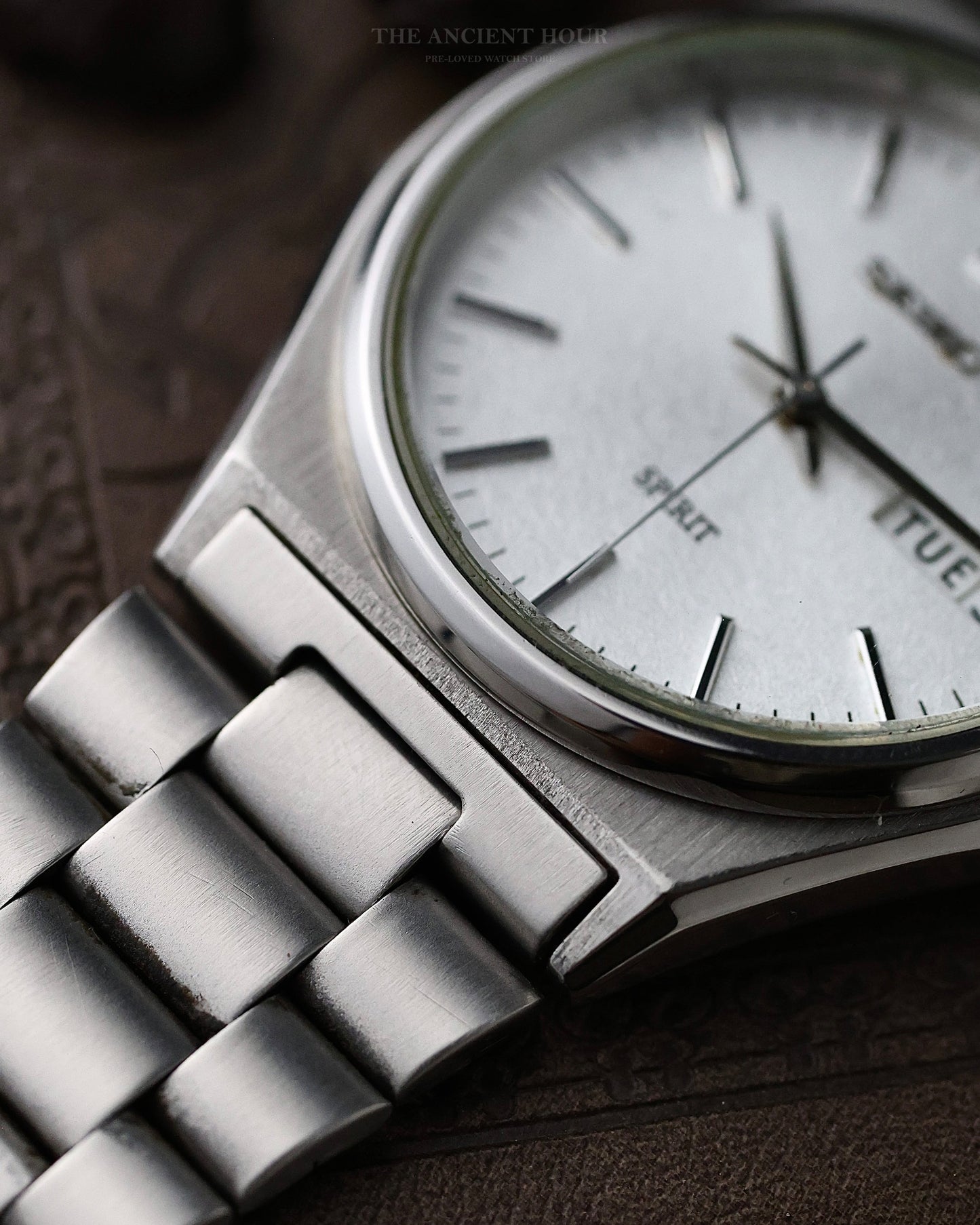 SEIKO SPIRIT QUARTZ JDM SNOWFLAKE DIAL