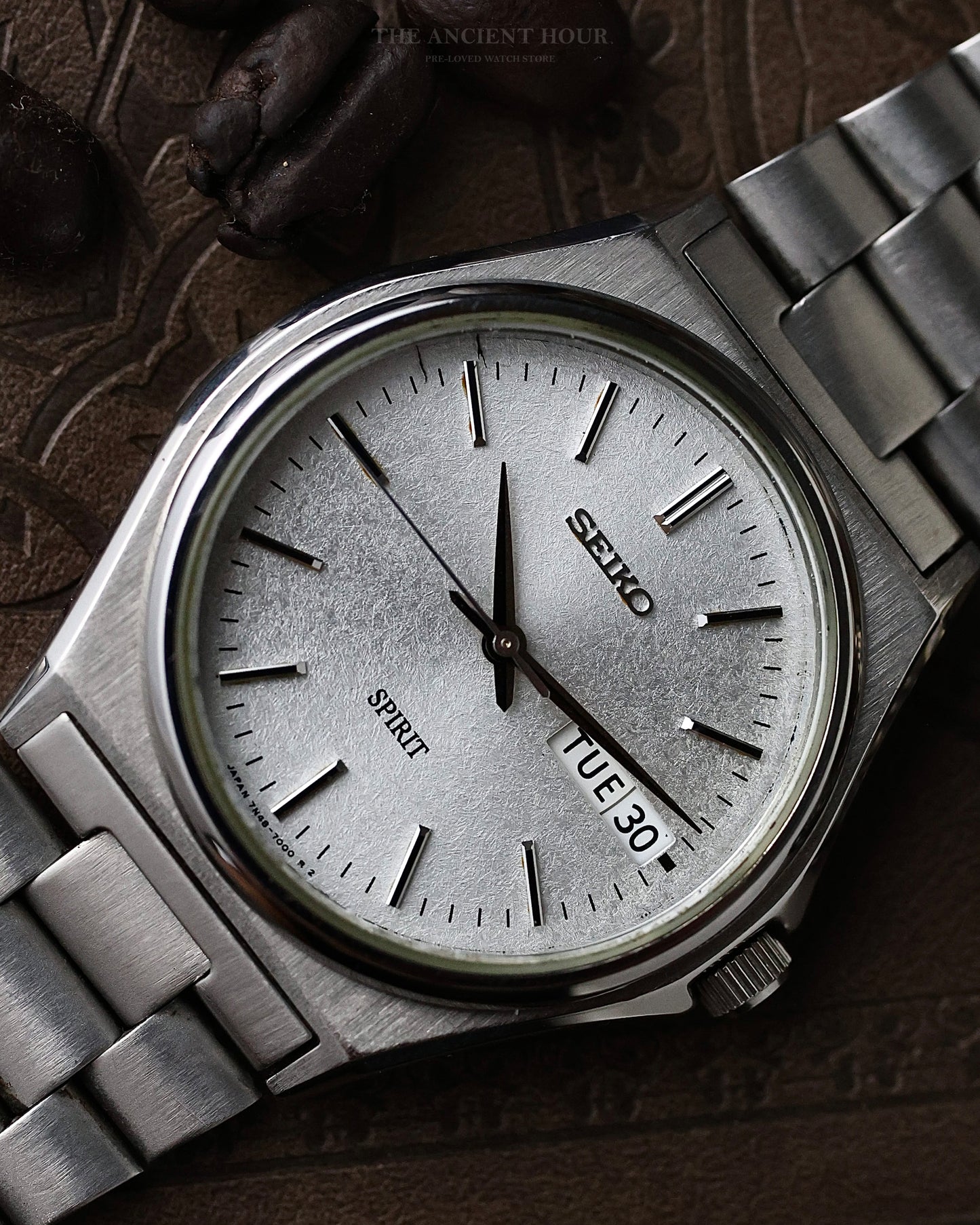 SEIKO SPIRIT QUARTZ JDM SNOWFLAKE DIAL