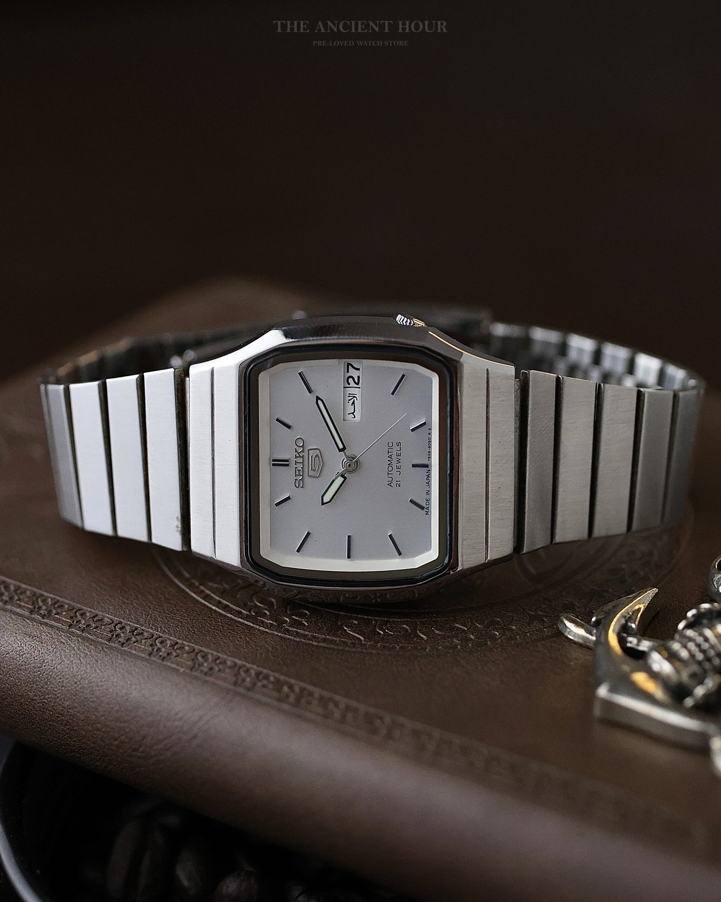 Vintage Seiko 5 Automatic 7S26 21 Jewels Silver Dial