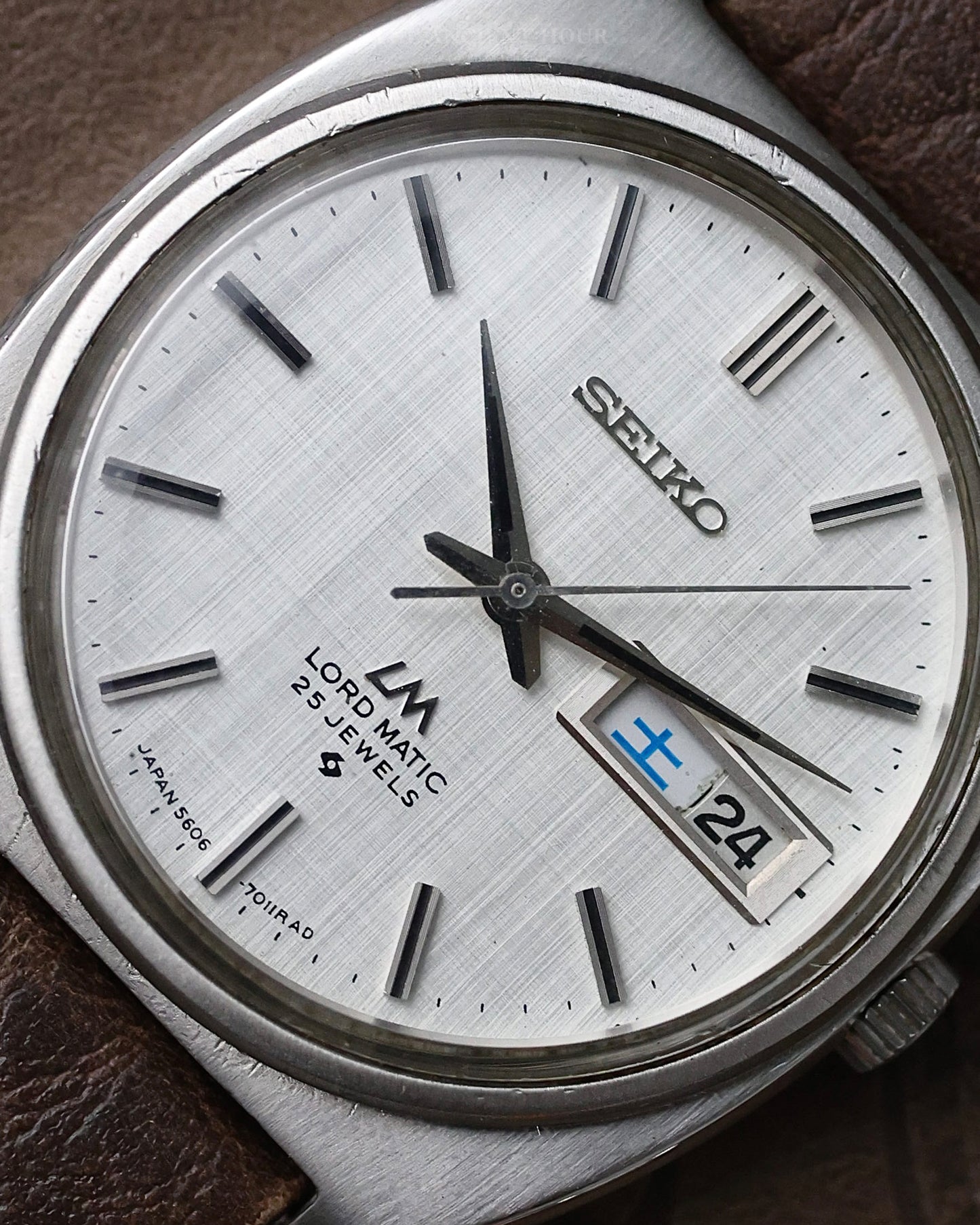 1970s Vintage Seiko Lord Matic 5606-7050 Silver "Linen Dial"