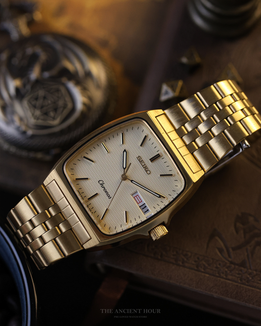Vintage Seiko Chronos Tonneau Tank Ref. 5H23-5110 Radiator gold textured dial watch