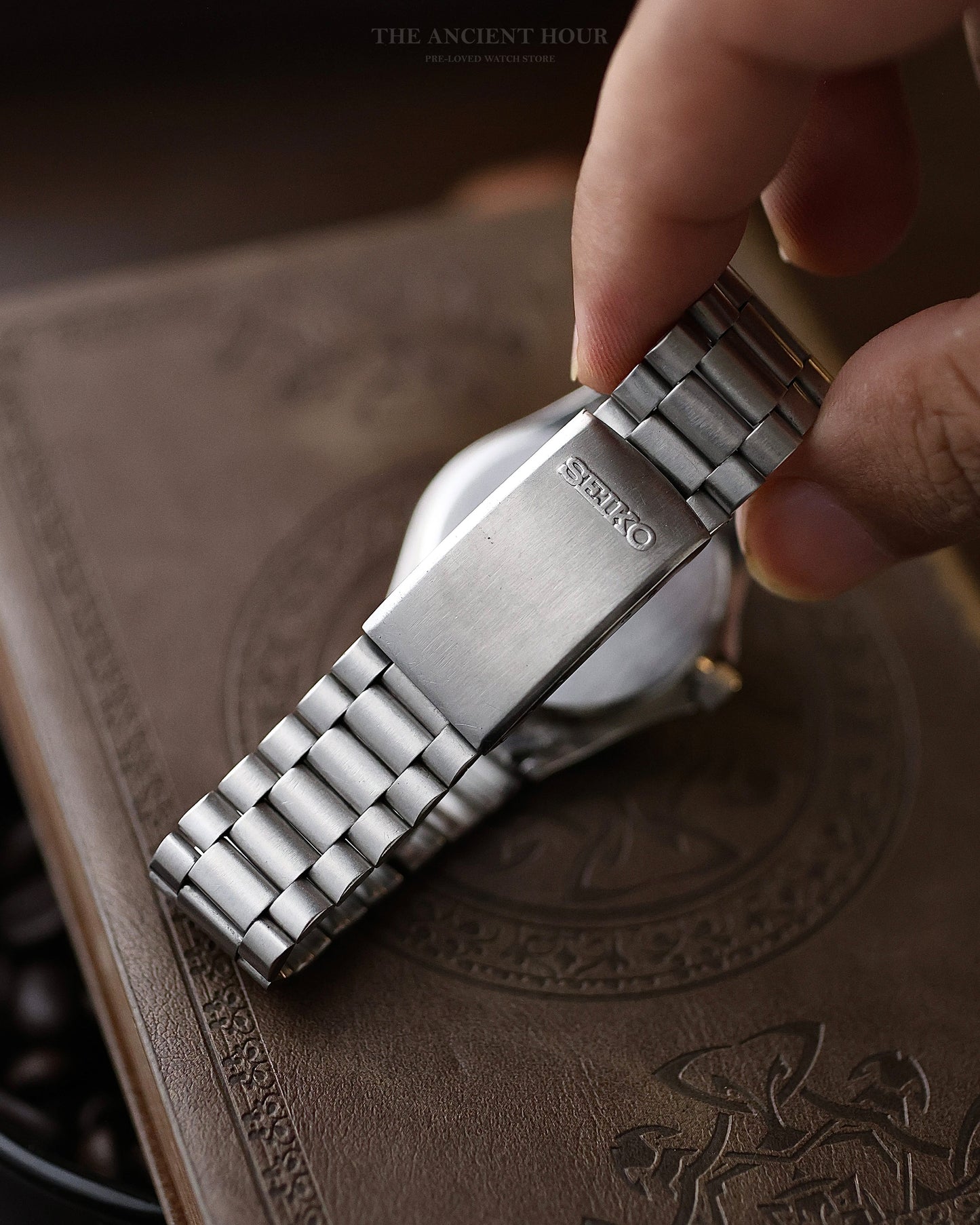1981 SEIKO CHRONOS 5H23-7060 DAYDATE KANJI SNOWFLAKE DIAL STAINLESS STEEL