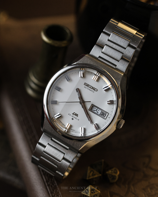 1974 Seiko Lordmatic(LM) White Dial 5606-8090 Automatic movement kanji day/date calendar