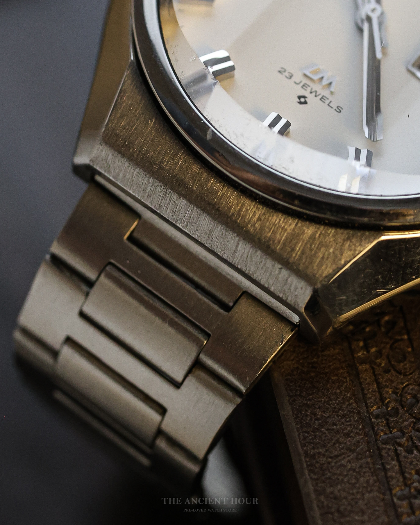 1974 Seiko Lordmatic(LM) White Dial 5606-8090 Automatic movement kanji day/date calendar
