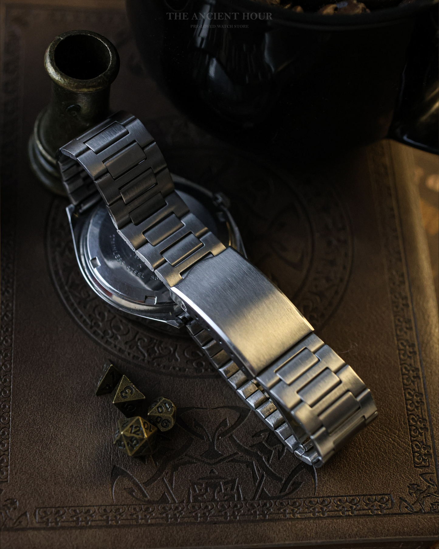 1974 Seiko Lordmatic(LM) White Dial 5606-8090 Automatic movement kanji day/date calendar
